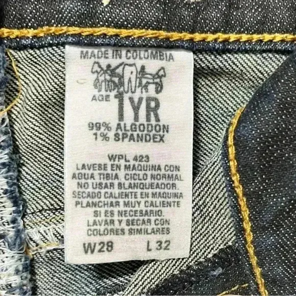 Levi’s 517 Women’s Distressed Cut-Off Denim Capris, Size W28 L32 - Vintage Y2K