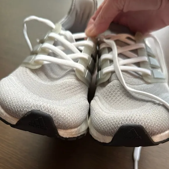Like New Women’s Adidas Ultraboost Running Shoes