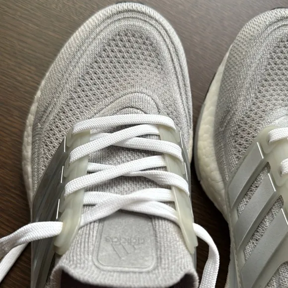 Like New Women’s Adidas Ultraboost Running Shoes