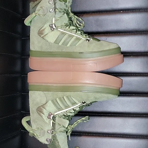 LIMITED EDITION ADIDAS &amp; IVY PARK COLLECTION SUPER SLEEK BOOTS WOMENS SZ 7.5