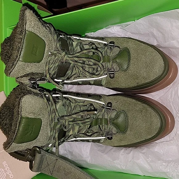 LIMITED EDITION ADIDAS &amp; IVY PARK COLLECTION SUPER SLEEK BOOTS WOMENS SZ 7.5
