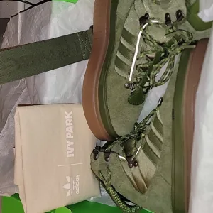 LIMITED EDITION ADIDAS &amp; IVY PARK COLLECTION SUPER SLEEK BOOTS WOMENS SZ 7.5