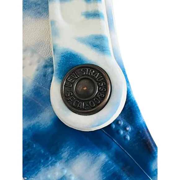 Limted Edition Levis X Crocs Blue Tie-Dye With Pins Comfortable Slip-On Shoes