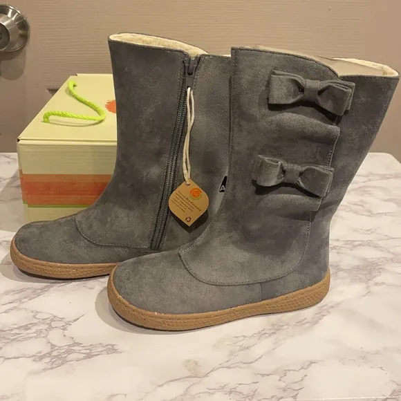 Livie and Luca Boits size 13