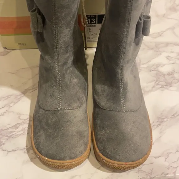 Livie and Luca Boits size 13