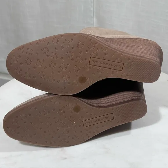 Lucky Brand NEW Waltz Suede Wedge Tan Taupe Ankle Bootie Boots Size 7.5