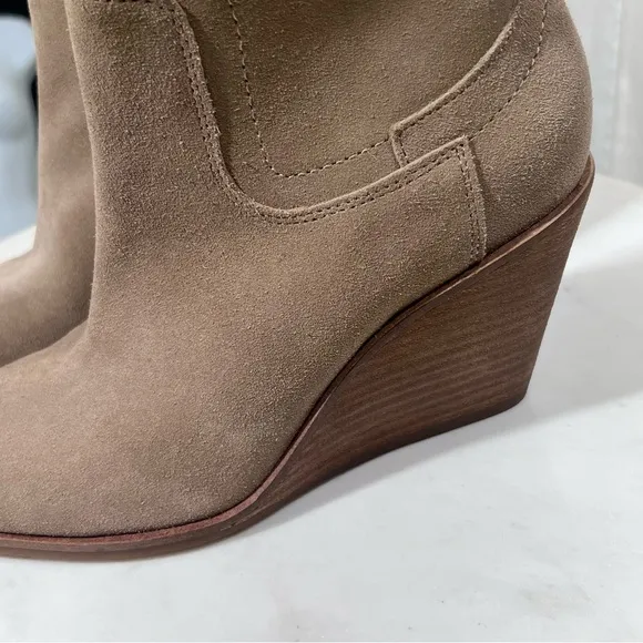 Lucky Brand NEW Waltz Suede Wedge Tan Taupe Ankle Bootie Boots Size 7.5