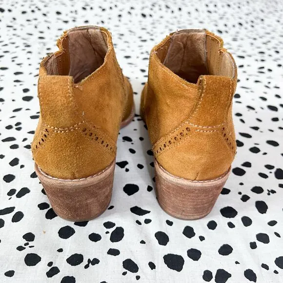 Madewell | Grayson Brogue Suede Warm Brown Block Heel Bootie Chelsea Boots 8 EUC