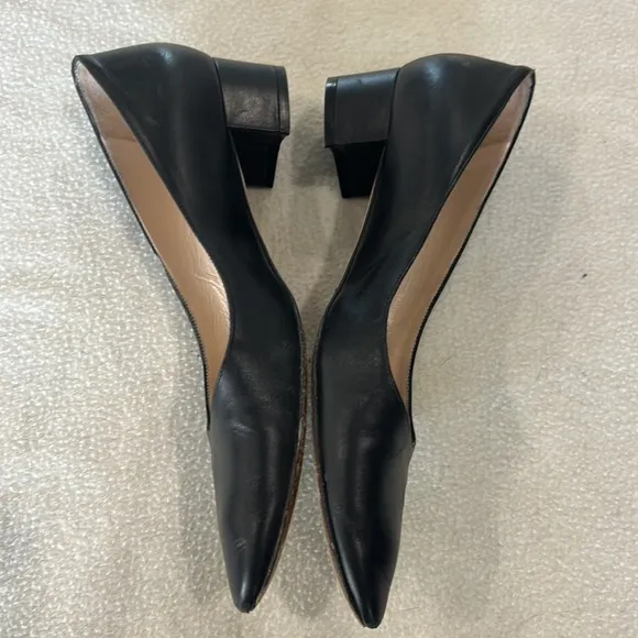 Manolo Blahnik Liston Black Leather Shoes. Size 38 1/2