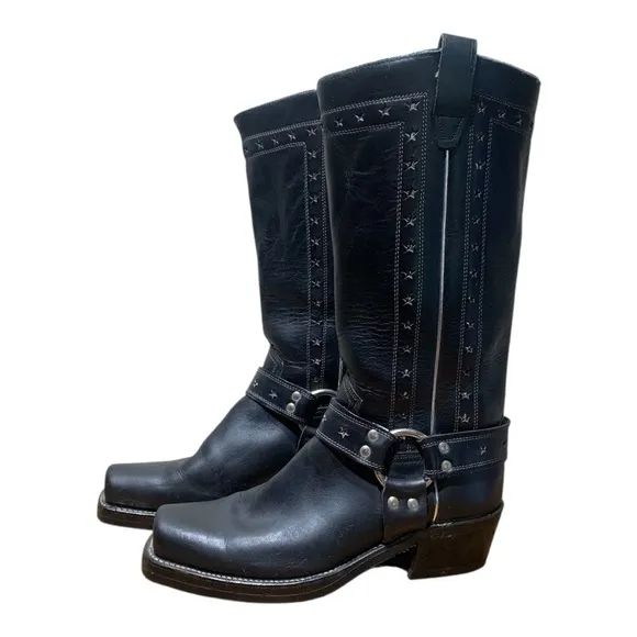 Men’s ArmorTrip Leather Embellished Square Toe Biker Boots Sz 8.5