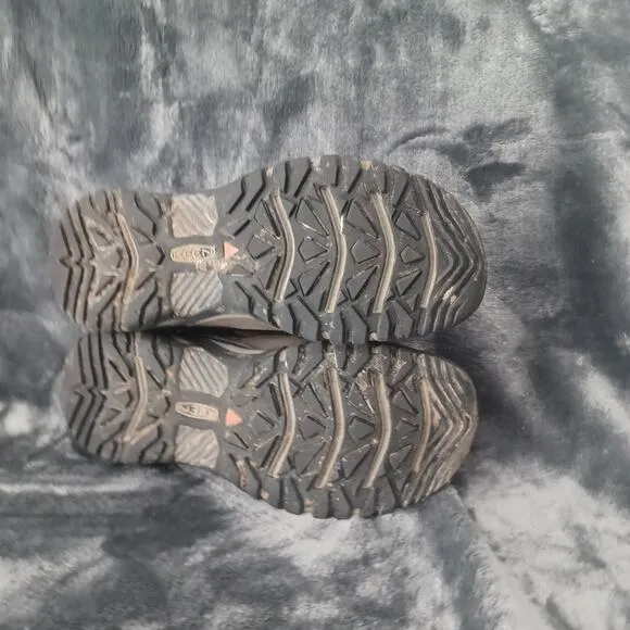 Mens KeenTarghee II Mid Waterproof Hiking Boots