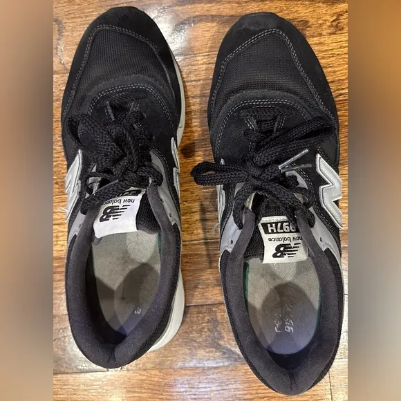 Men's New Balance 997H Sneakers - Black and Silver