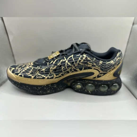 Men’s Size 13 Nike Air Max DN DB20 (NEW) IB6063 920