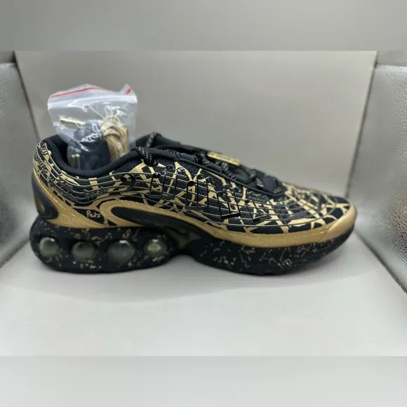 Men’s Size 13 Nike Air Max DN DB20 (NEW) IB6063 920