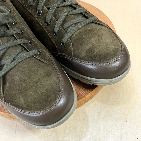 Mephisto | Kristof Suede Leather Zippered Sneaker Brown/Green  Size 10.5