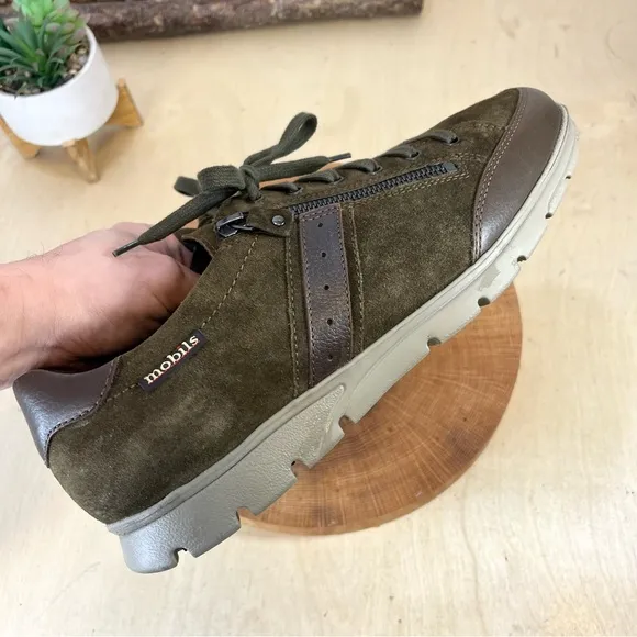 Mephisto | Kristof Suede Leather Zippered Sneaker Brown/Green  Size 10.5