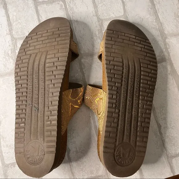 MEPHISTO USA Women's Mephisto, Helen Sandal size 41