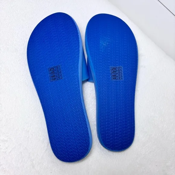 Michael Kors Blue Slide Sandals Summer, Vacation, Size 10 NEW