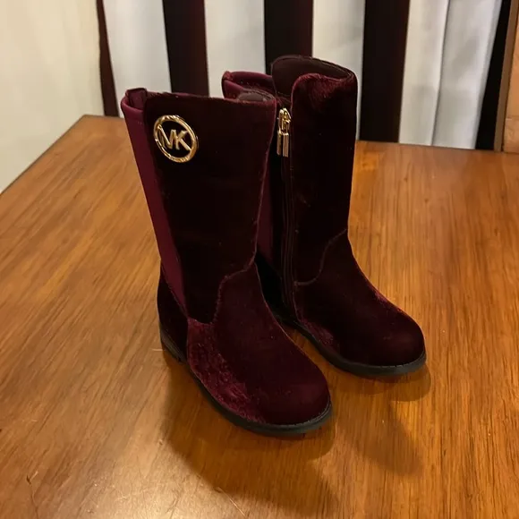 Michael Kors Emma Lily velour Boots new plum Girls Toddlers Size 7