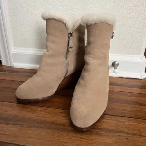 MICHAEL KORS Whitaker Wedge Dark Khaki 7.5