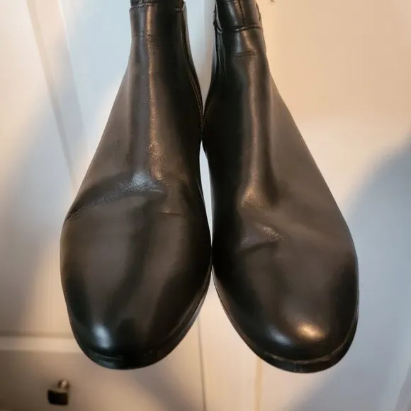 Michael Kors Women's Bromley Flat Black Knee High Riding Boots