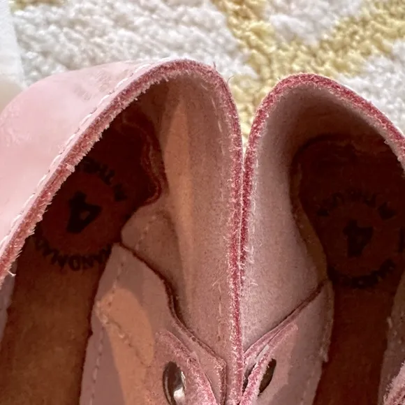 Mon Petit PATENT BLUSH Pink Size 4 Mary Janes Mon Soft Soled‎ Baby Shoes