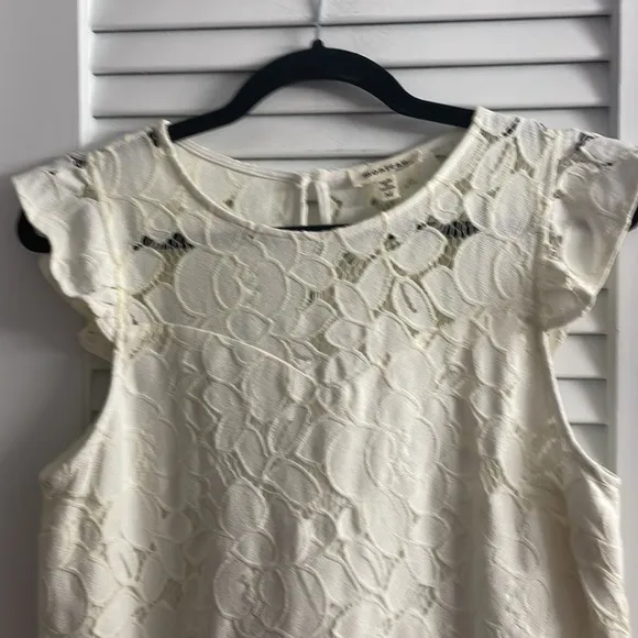 Monteau Los Angeles Lace Lined Shift Dress EUC Size M. MCM, Sleeveless ruffles