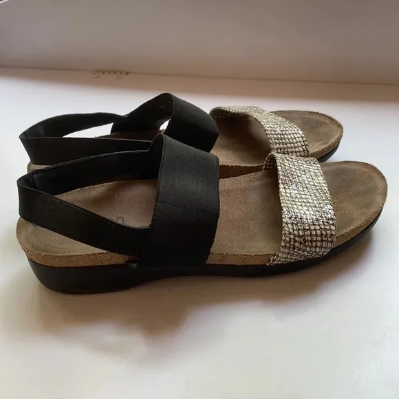 Munro Pisces Casual Comfort Sling Back Sandal Walk Wedge Two Strap Sandals 8.5