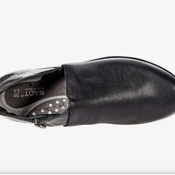Naot Bayamo handmade  Leather Size 9 Brand New