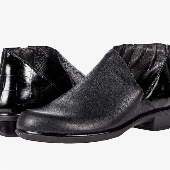 Naot Bayamo handmade  Leather Size 9 Brand New