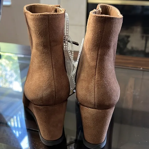 Naturalizer GARNET  Suede Wedge Booties IN Warm Oat Suede
