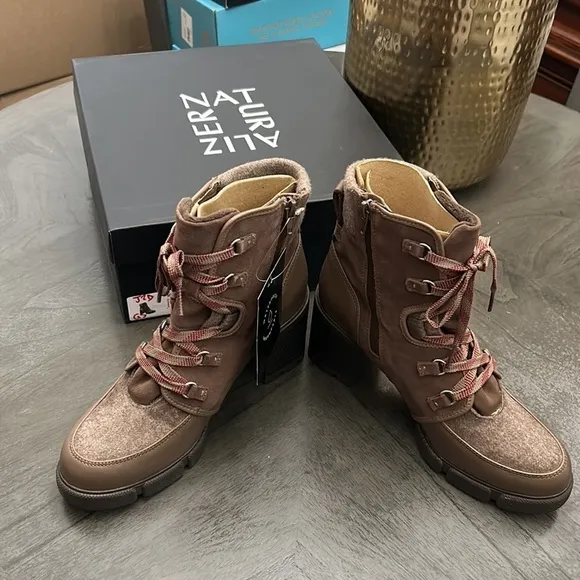 NATURALIZER  Myla Womens Leather Cold Weather Combat Boots