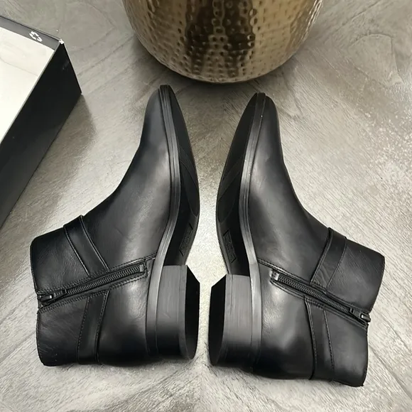 Naturalizer Ronan Ankle Boot