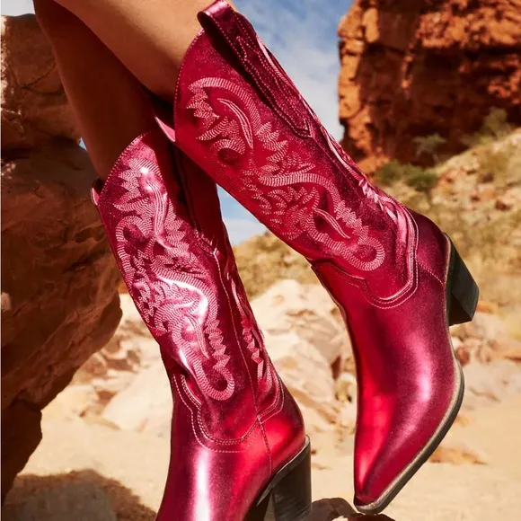 New 12th Tribe x Billini Danilo Cowboy Boots in Raspberry Metallic Size 7