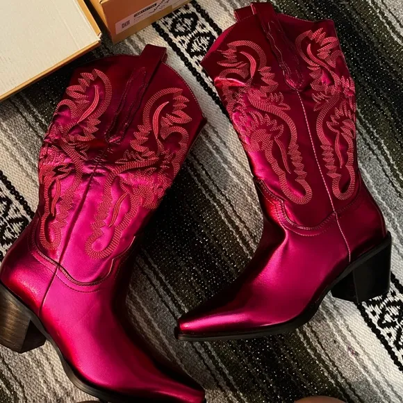 New 12th Tribe x Billini Danilo Cowboy Boots in Raspberry Metallic Size 7