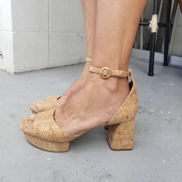 NEW Anthropologie Bernardo Raleigh platform sandals cork with gold flecks 9.5