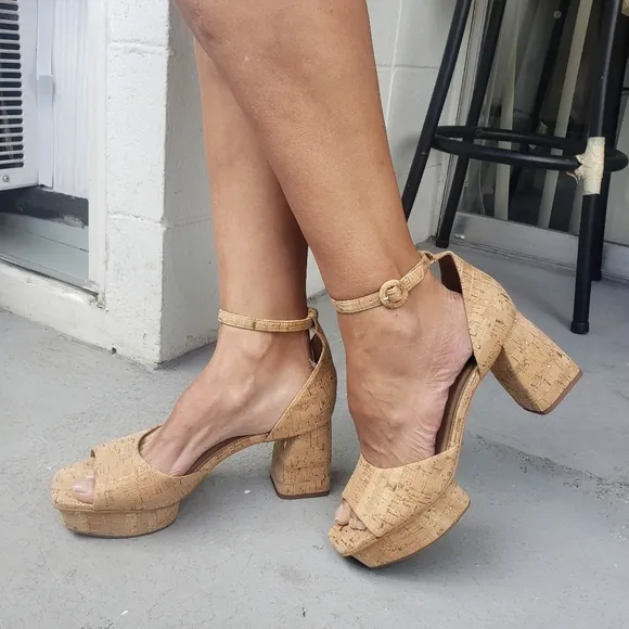 NEW Anthropologie Bernardo Raleigh platform sandals cork with gold flecks 9.5