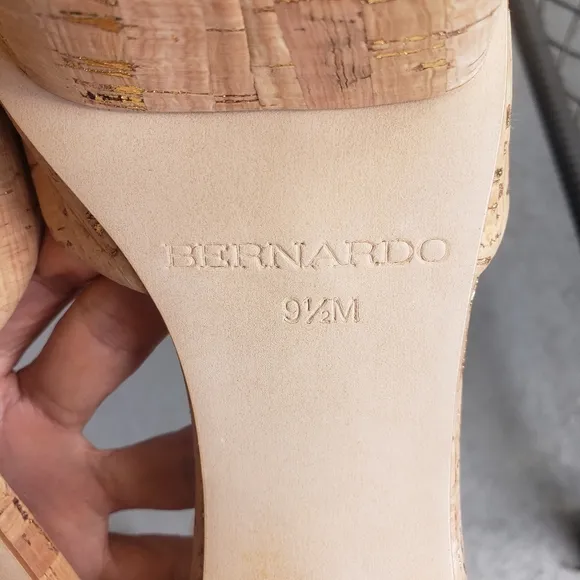 NEW Anthropologie Bernardo Raleigh platform sandals cork with gold flecks 9.5
