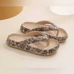 NEW ARRIVAL Paisley Print Women's Flip Flops