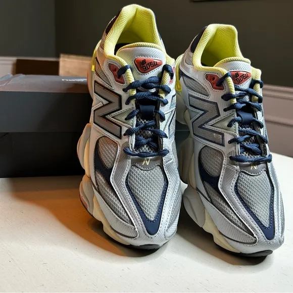 New Balance 9060, NIB