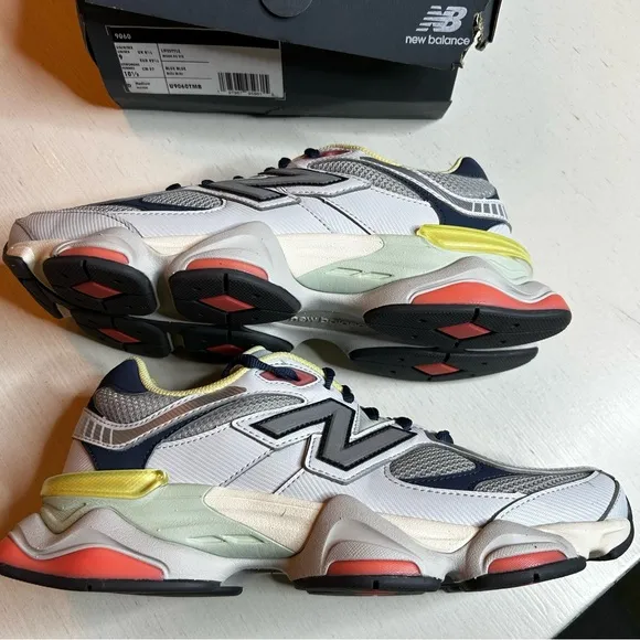 New Balance 9060, NIB