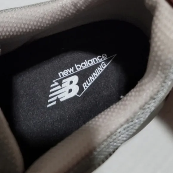 New Balance 990v5 Gray Athletic Sneakers Shoes 13 USA
