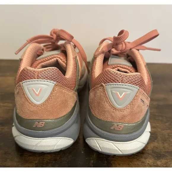 New‎ Balance 990v5 Size 1.5 Pink And Grey