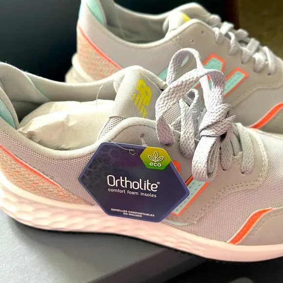 New Balance Big Kid size 4 or a Women’s size 6, Soft Foam Running Shoes.