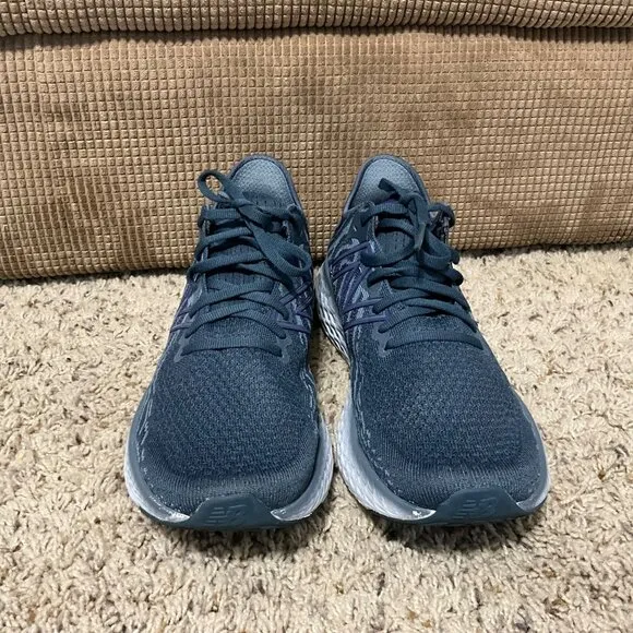 New Balance Fresh Foam 1080v11 Running Shoes Size 8.5 Mens Gray/Purple Lightweig