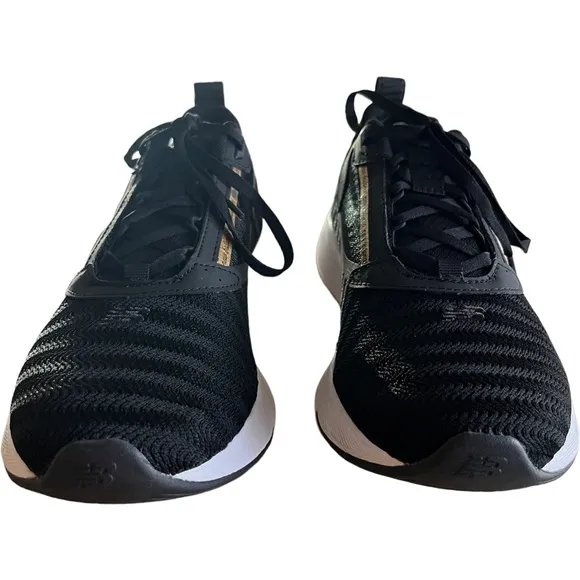 New Balance Womens Beaya Black with Gold Metallic Size 10