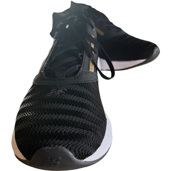 New Balance Womens Beaya Black with Gold Metallic Size 10