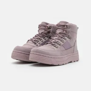 NEW Call It Spring VEGAN DAMMON Lace-up Ankle Boots Lavender Purple Size 10