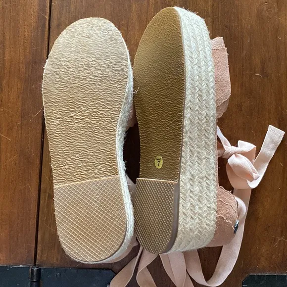 New: Canella Brand Espadrilles in soft pink size 7