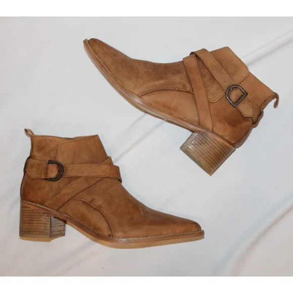 NEW Free People Back Loop Ankle Boot Washed Tan Distress Leather Point Toe 10‎